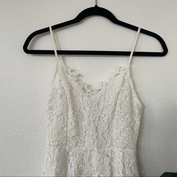 ASTR THE LABEL - LACE A LINE MIDI DRESS - Picture 3 of 5